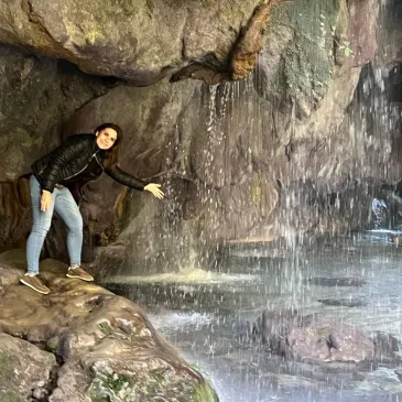 Miss Mariana durante una excursión